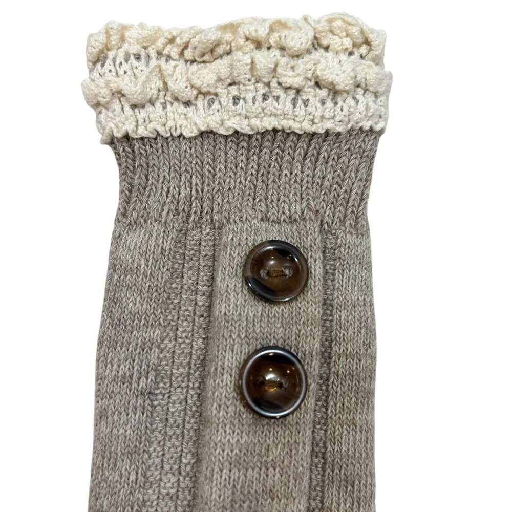 Ladies Brand New without Tags Lace Top Beige Knit‎ Boot Socks One Size
